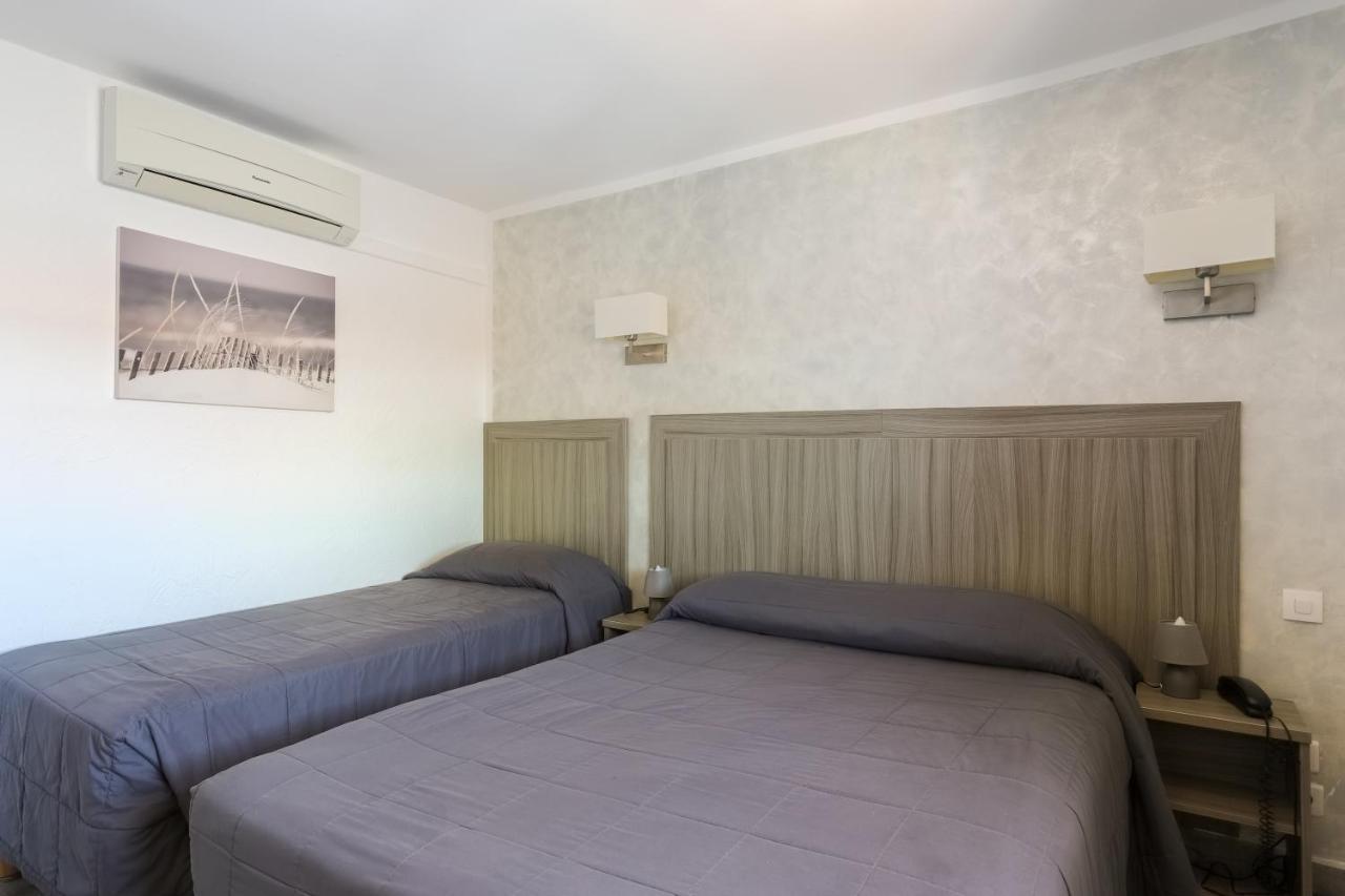 Hotel Les Palmiers En Camargue Saintes-Maries-de-la-Mer Bagian luar foto