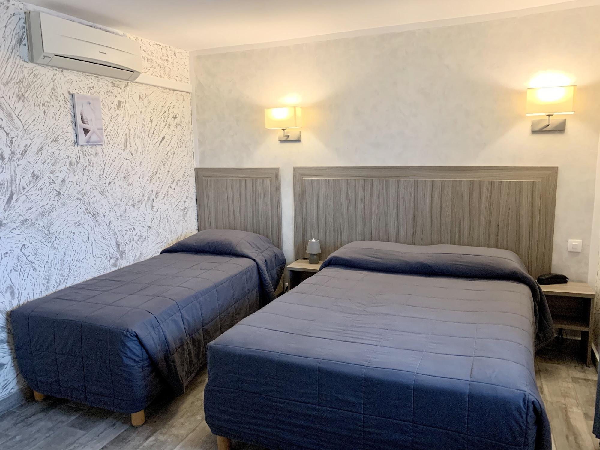 Hotel Les Palmiers En Camargue Saintes-Maries-de-la-Mer Bagian luar foto