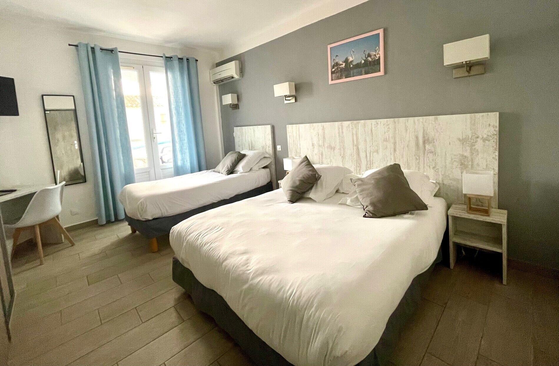 Hotel Les Palmiers En Camargue Saintes-Maries-de-la-Mer Bagian luar foto