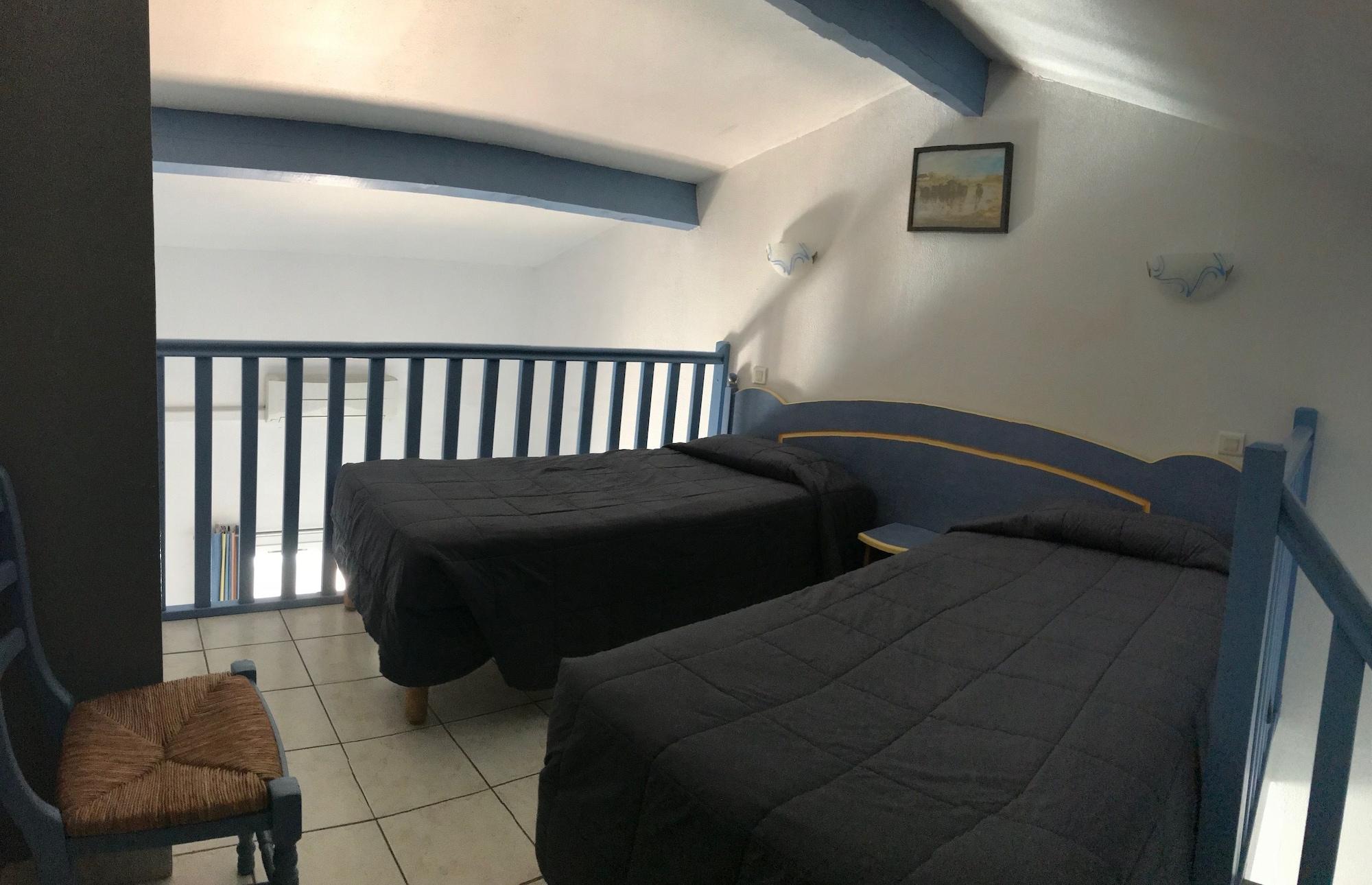 Hotel Les Palmiers En Camargue Saintes-Maries-de-la-Mer Bagian luar foto