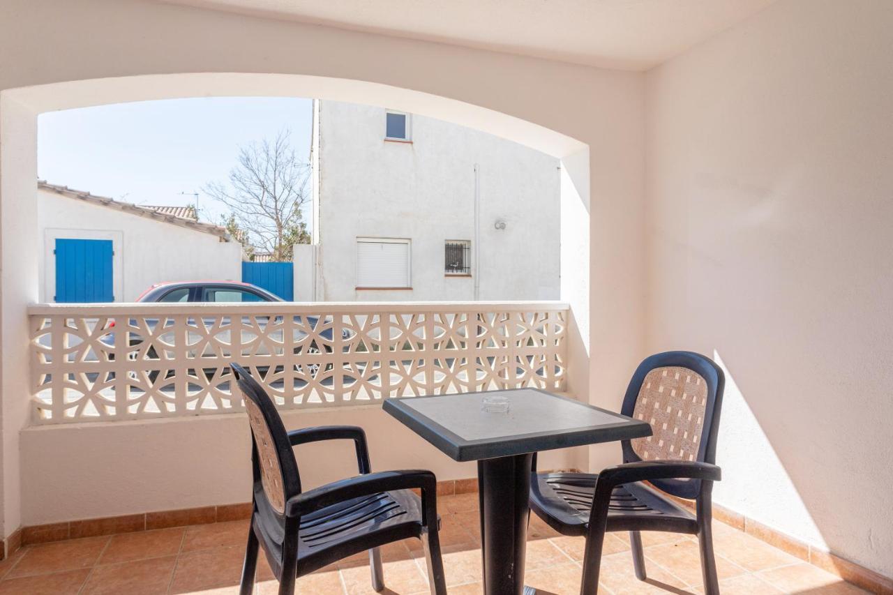 Hotel Les Palmiers En Camargue Saintes-Maries-de-la-Mer Bagian luar foto