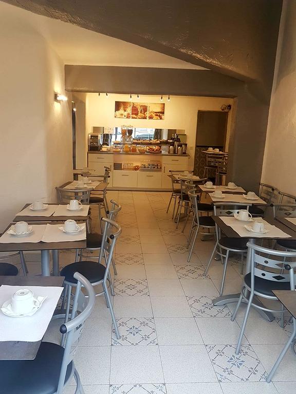 Hotel Les Palmiers En Camargue Saintes-Maries-de-la-Mer Bagian luar foto